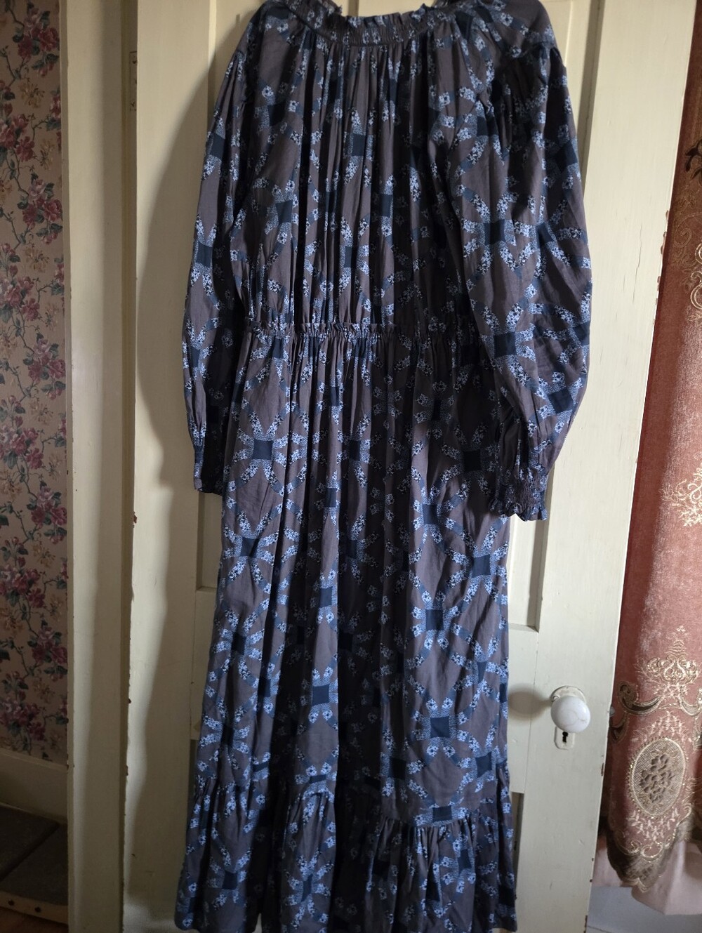 Prairie Dress - Picture 7 of 7